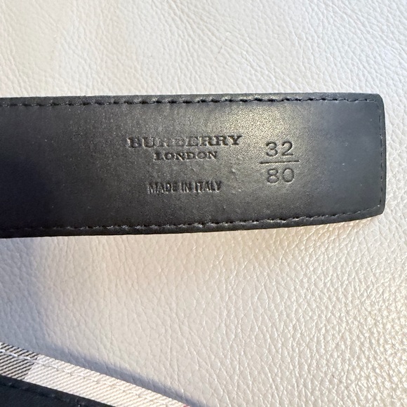 Burberry Check Buckle Belt 32/80 Archive Beige & Black
Leather - Picture 3 of 7